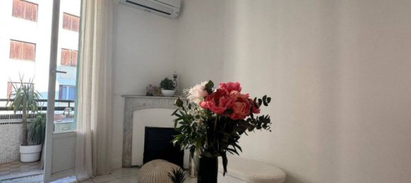 1 bedroom Apartment in Nice, France No. 329382 2