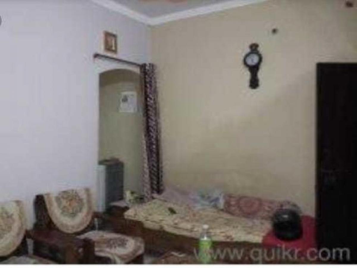 3 bedrooms House in Ghaziabad, India No. 12057