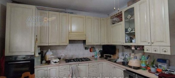 3 rooms Apartment in Rome, Italy No. 200556 10