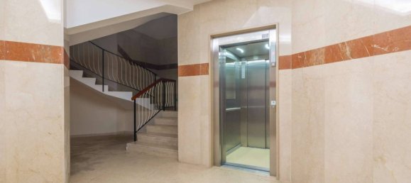 2 bedrooms Apartment in Pescara, Italy No. 281984 2