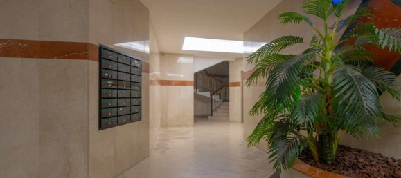 2 bedrooms Apartment in Pescara, Italy No. 281984 9