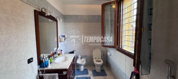 5 bedrooms House in Bomporto, Italy No. 347853 15