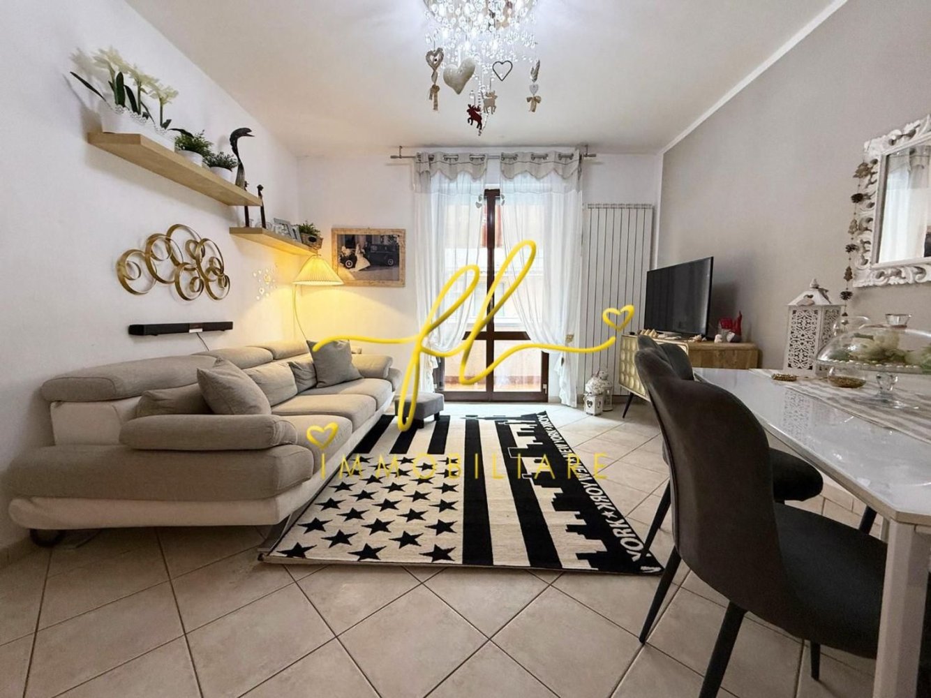 Apartamento de 4 habitaciónes en Cecina, Italy No. 51736