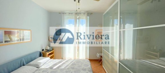 Apartamento de 2 dormitorios en San Bartolomeo al Mare, Italy No. 267186 16