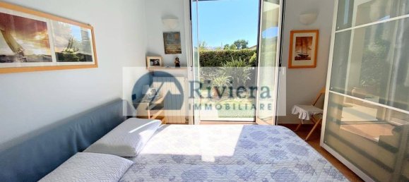 Apartamento de 2 dormitorios en San Bartolomeo al Mare, Italy No. 267186 17