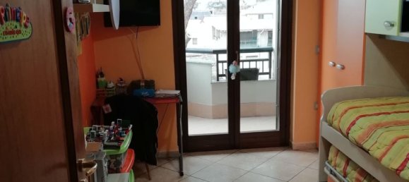 3-salle Penthouse à Casapulla, Italy No. 251798 8