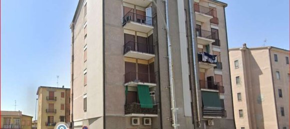 3 rooms Apartment in Belgioioso, Italy No. 292864 10