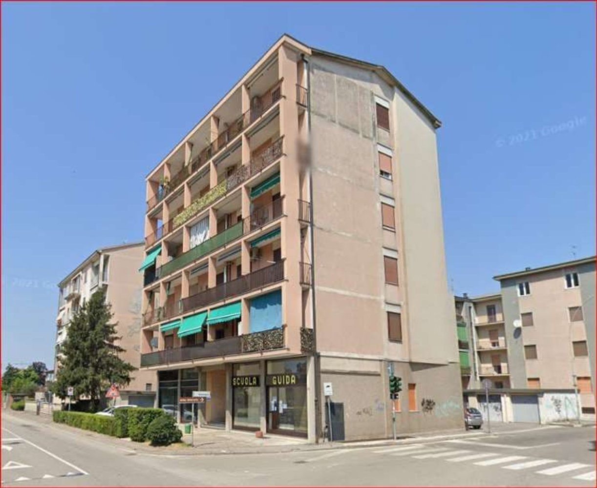 3 rooms Apartment in Belgioioso, Italy No. 292864