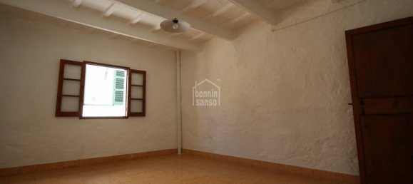 2 غرف نوم عقار تجاري في Ciutadella De Menorca, Spain رقم 1480 15