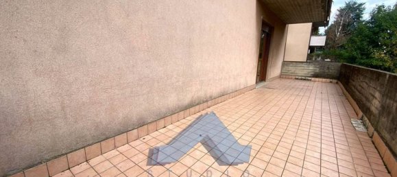 3 Schlafzimmer Wohnung in Albano Sant'Alessandro, Italy, Nr. 361127 7