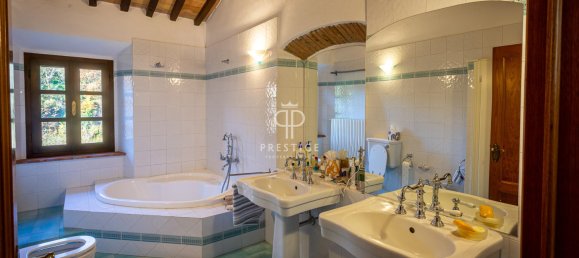 4 bedrooms Castles in Volterra, Italy No. 52748 20