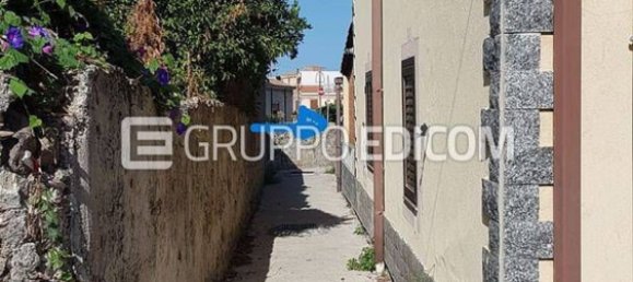 Apartamento de 4 habitaciónes en Villafranca Tirrena, Italy No. 52200 3