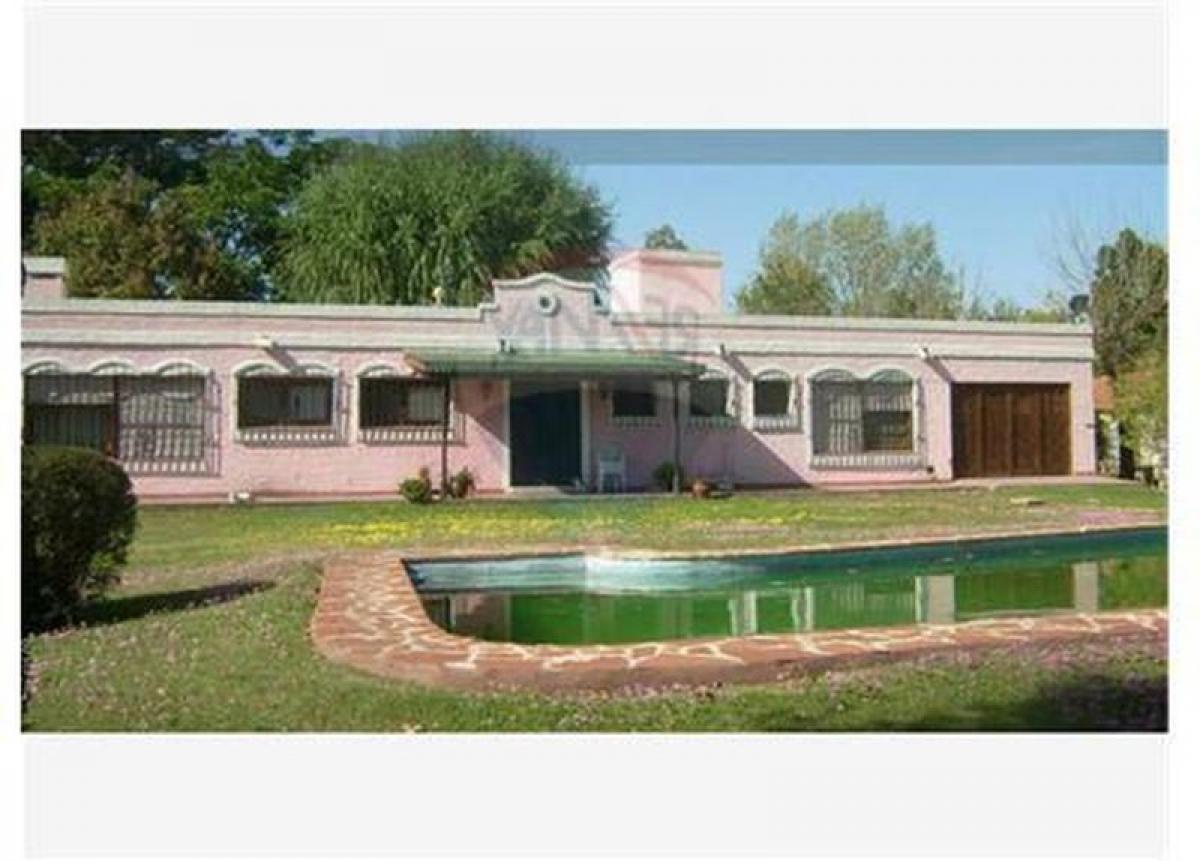 3 Schlafzimmer Bauernhof in Pilar, Argentina, Nr. 31169