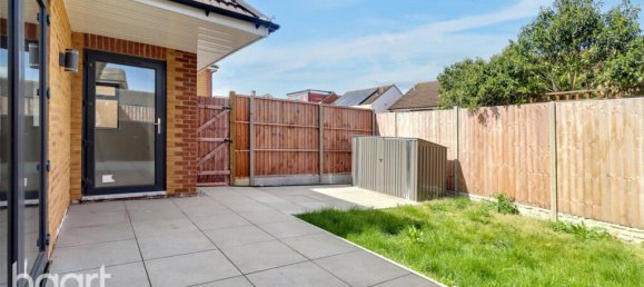 2 Schlafzimmer Bungalow in Rainham, United Kingdom, Nr. 4832 3