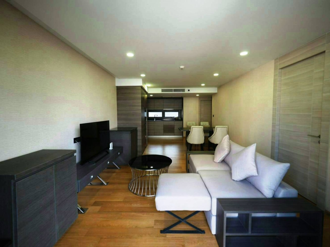 2 bedrooms Condo in Bangkok, Thailand No. 7243