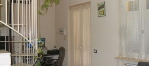 4 Schlafzimmer Doppelhaus in Gubbio, Italy, Nr. 310993 5