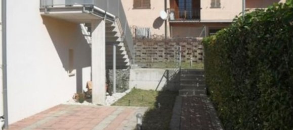 4 Schlafzimmer Doppelhaus in Gubbio, Italy, Nr. 310993 12