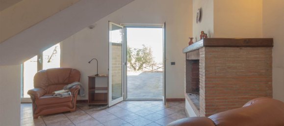 Villa de 5 habitaciónes en Morlupo, Italy No. 77535 42