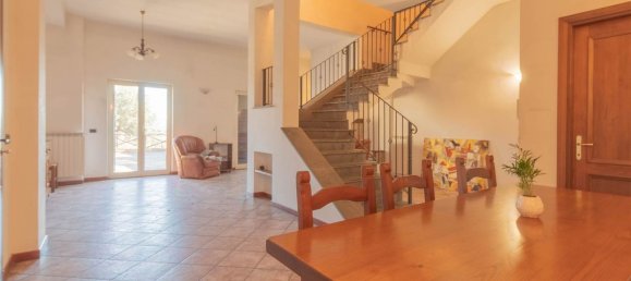 Villa de 5 habitaciónes en Morlupo, Italy No. 77535 34