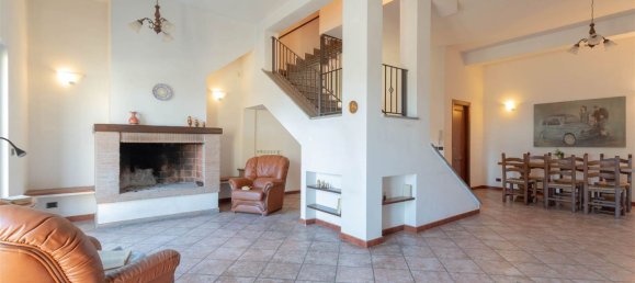 Villa de 5 habitaciónes en Morlupo, Italy No. 77535 36