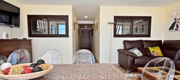 4 bedrooms Apartment in Benidorm, Spain No. 4229 2