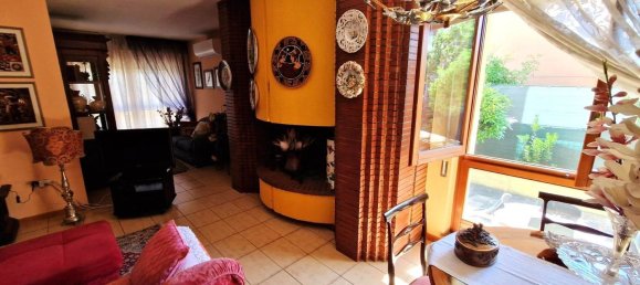 6 rooms Villa in Foligno, Italy No. 300894 2