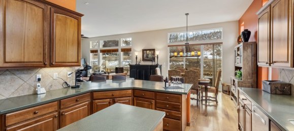 Propiedad comercial de 4 dormitorios en Eagle, USA No. 560313 14