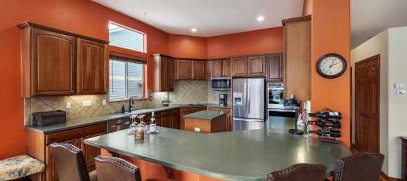 Propiedad comercial de 4 dormitorios en Eagle, USA No. 560313 2