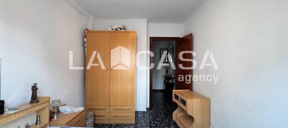 4 bedrooms Apartment in Badalona, Spain No. 142609 8