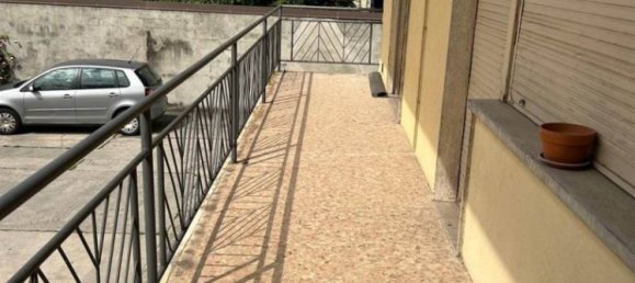 Дом с 8 спальнями в Судзара, Италия № 138530 13