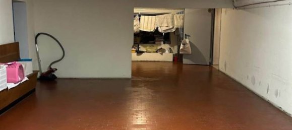 Дом с 8 спальнями в Судзара, Италия № 138530 10