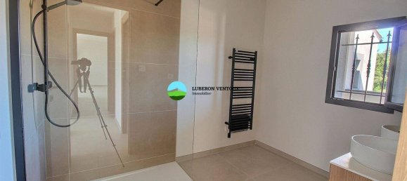 2 bedrooms Apartment in Velleron, France No. 361695 6