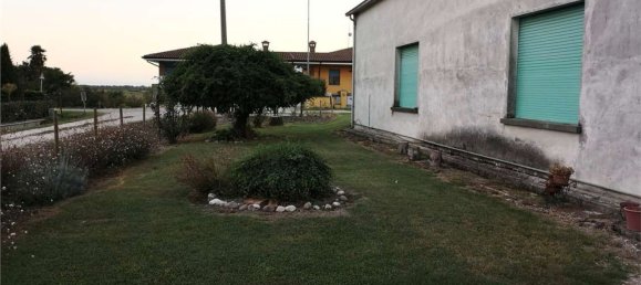 8-salle Maison à San Benedetto Po, Italy No. 172671 3