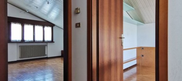 6 bedrooms House in Pordenone, Italy No. 343253 28