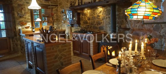 4 bedrooms House in Santa Fiora, Italy No. 126314 13