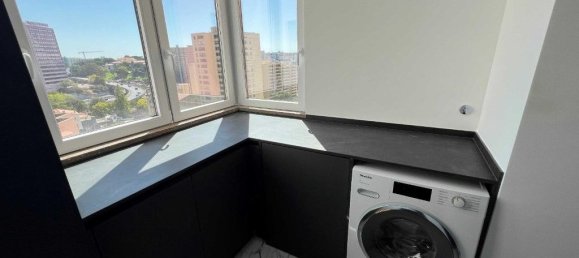 4 bedrooms Apartment in Lisbon, Portugal No. 133954 12