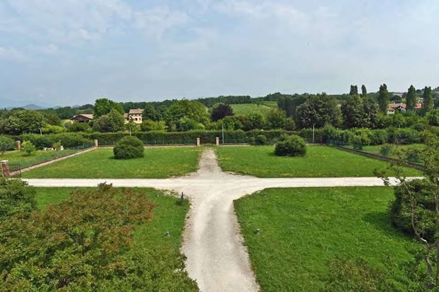  بناية في Montebelluna, Italy 1310متر مربع رقم 281214