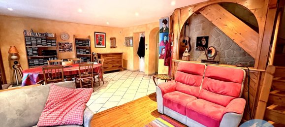3 Schlafzimmer Doppelhaus in Tarare, France, Nr. 206582 11