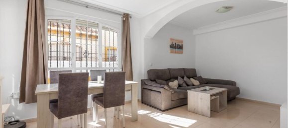 2 bedrooms Villa in Cabo Roig, Spain No. 280988 9