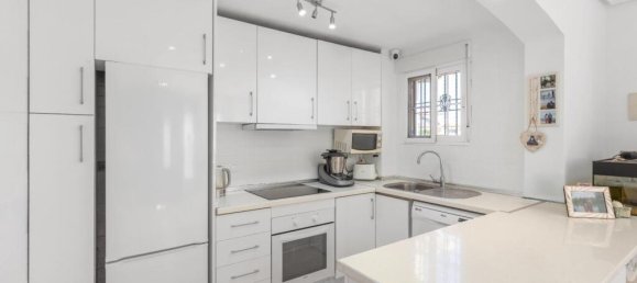 2 bedrooms Villa in Cabo Roig, Spain No. 280988 11