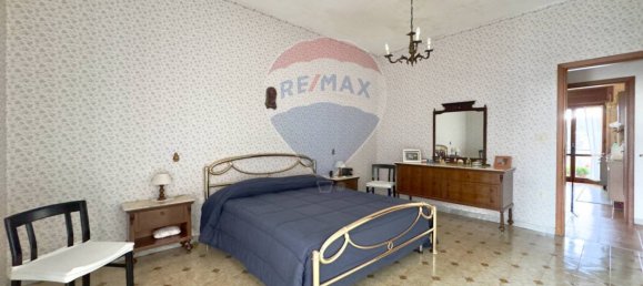 3-Zimmer Wohnung in Naples, Italy, Nr. 333004 13