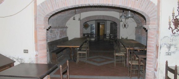 8 rooms Apartment in Lucca, Italy No. 177714 17