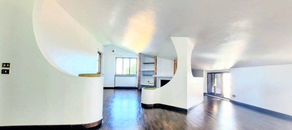 2 Schlafzimmer Wohnung in Muggiò, Italy, Nr. 343495 2