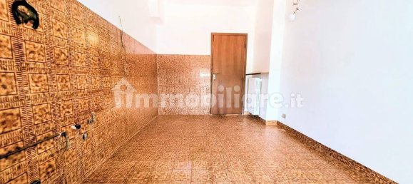 2 Schlafzimmer Wohnung in Muggiò, Italy, Nr. 343495 3