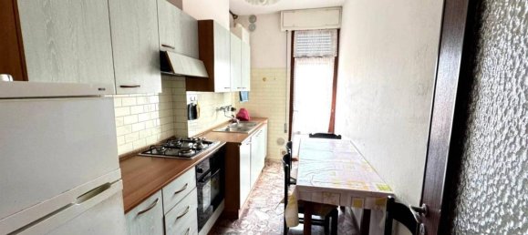 4 rooms Apartment in Chioggia, Italy No. 32172 5