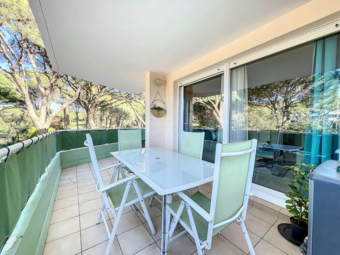 Apartamento de 2 divisões em Saint-Raphael, France N.º 353228