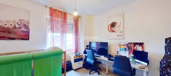 Apartamento de 2 dormitorios en Seregno, Italy No. 144251 11