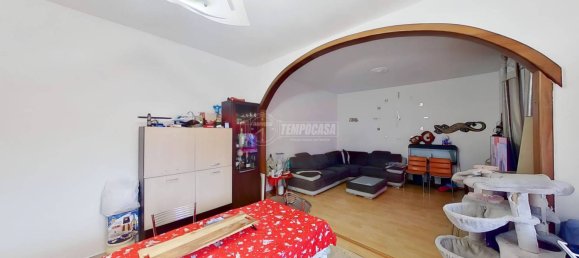 Apartamento de 2 dormitorios en Seregno, Italy No. 144251 3