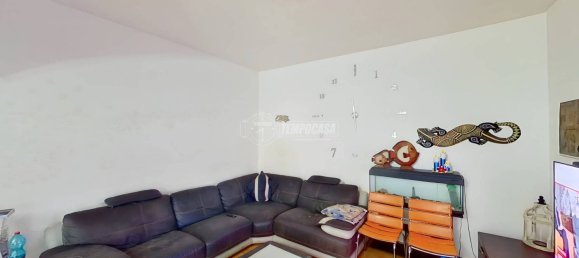 Apartamento de 2 dormitorios en Seregno, Italy No. 144251 2
