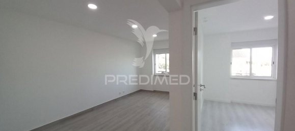 2 bedrooms Apartment in Odivelas, Portugal No. 176297 4